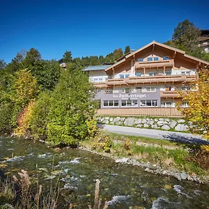 Aparthotel Am Zwölferkogel, Saalbach-Hinterglemm